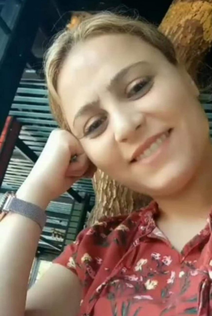 Aynı aileden 6 kişi, gözyaşlarıyla son yolculuklarına uğurlandı