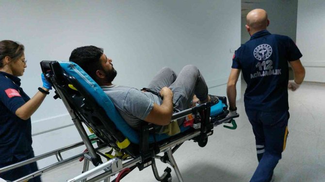 Bıçaklı saldırıya uğrayan şahıs hastanelik oldu