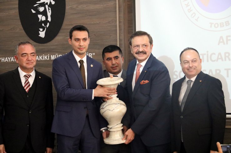 Hisarcıklıoğlu: Mart ayında TOGG arabasını hep beraber göreceğiz