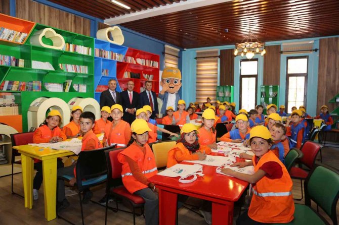 Meram'da "MEGA" yeni dönem eğitimleri başladı