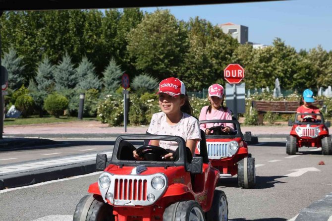 Meram'da "MEGA" yeni dönem eğitimleri başladı