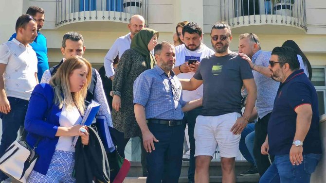 Katile müebbet, oğluna beraat verildi