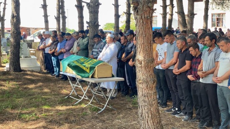 Koca tutuklandı, eşi toprağa verildi