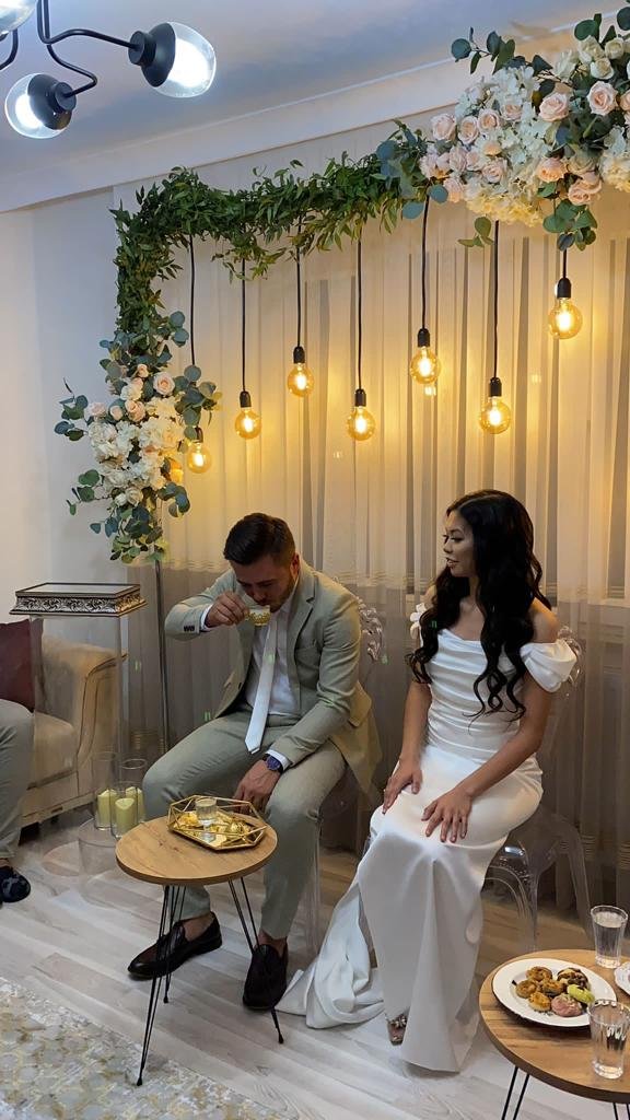 Bursa'ya Filipinli gelin geldi