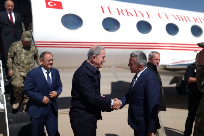 "Demir Pençe" tugayında sancak töreni