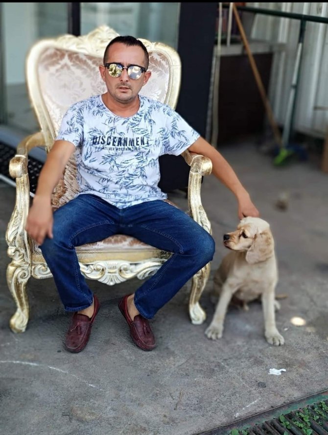 Tek dostu olan köpeği 4 kez çalındı, isyan etti