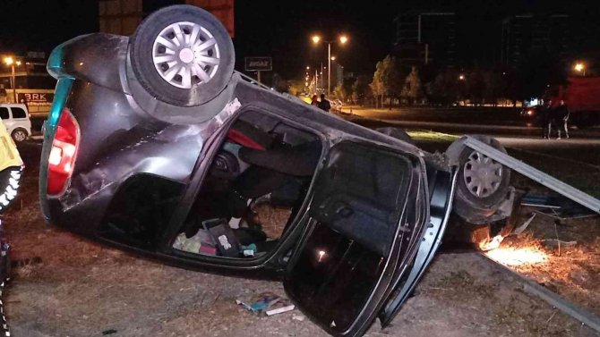 Tırın çarptığı otomobil takla attı, 1’i ağır olmak üzere 2 kişi yaralandı