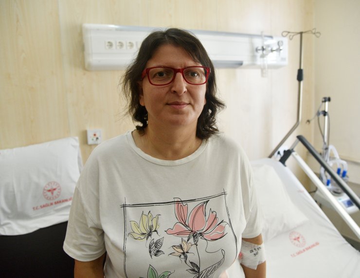 Nefes borusundan canlı sinek larvaları çıktı