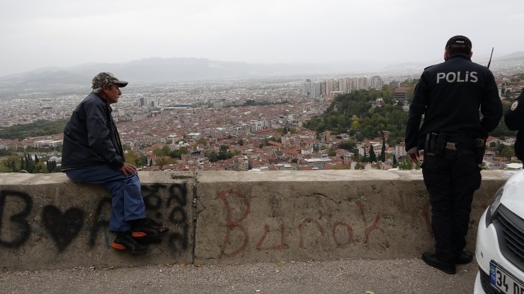 Bursa manzarası izlerken 10 metreden düştü