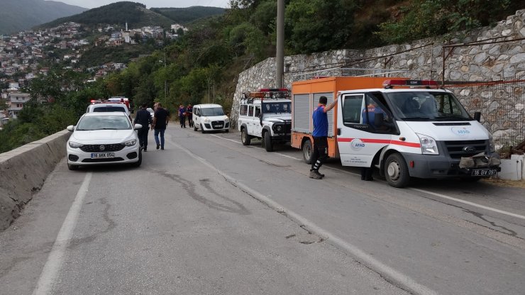 Bursa manzarası izlerken 10 metreden düştü