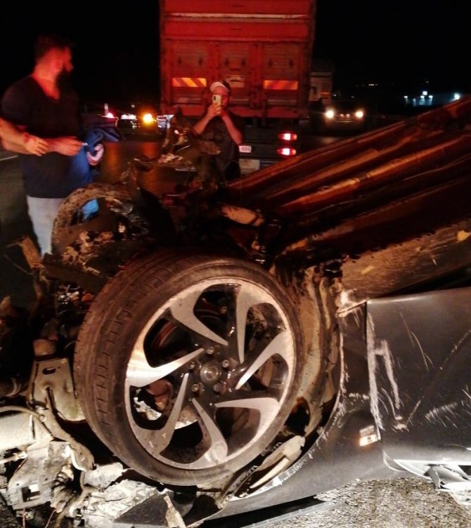 Kontrolden çıkan otomobil takla attı: 3 yaralı