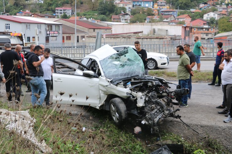 Otomobil tünel girişindeki duvara çarptı, sürücüsü öldü