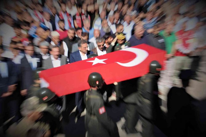 Şehit Ataş, son yolculuğuna uğurlandı