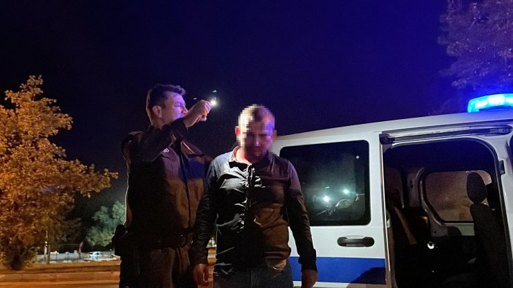Alkol aldıktan sonra darbedip, aracını gasbettiler: 2 gözaltı