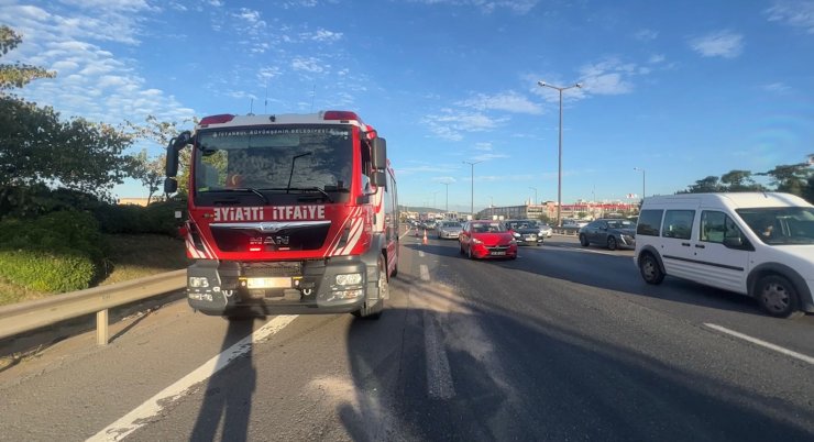 TEM Otoyolu'nda İETT otobüsünde yangın