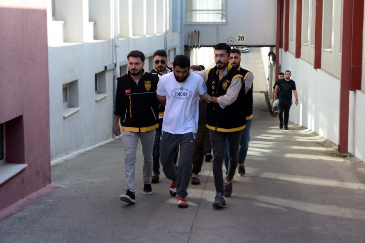 'Ev gözetleme' tartışması, cinayetle sonuçlandı