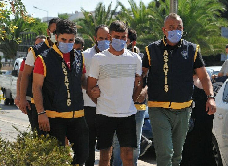 Gece kulübü önünde darbedilen kadına yardım etmek isterken öldürülen Alpay'ın katil zanlılarına istenen ceza belli oldu