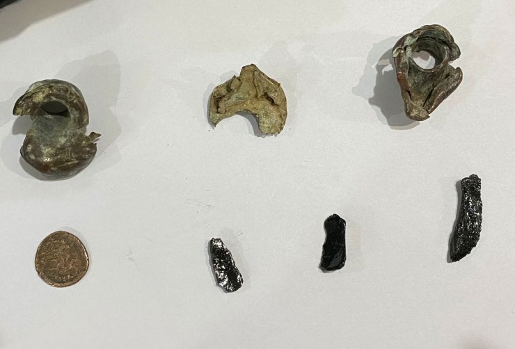 Durdurulan araçta tarihi eser ele geçirildi: 3 gözaltı