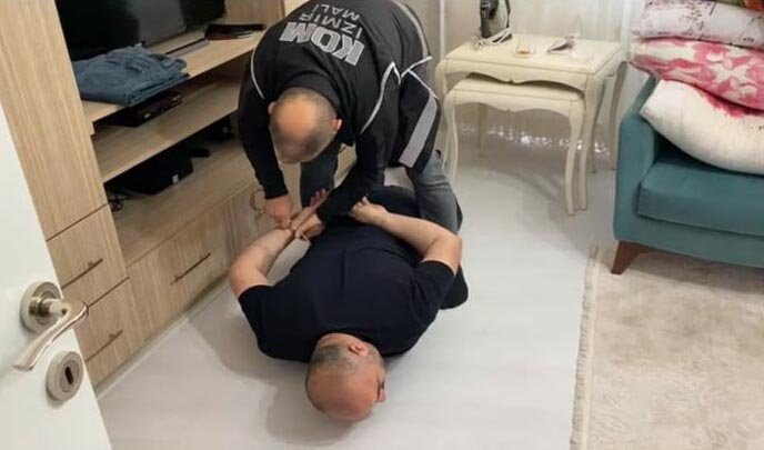 İzmir ve Aydın'da 'tefeci' operasyonu:  8 milyon TL'lik haksız kazanç elde etmişler