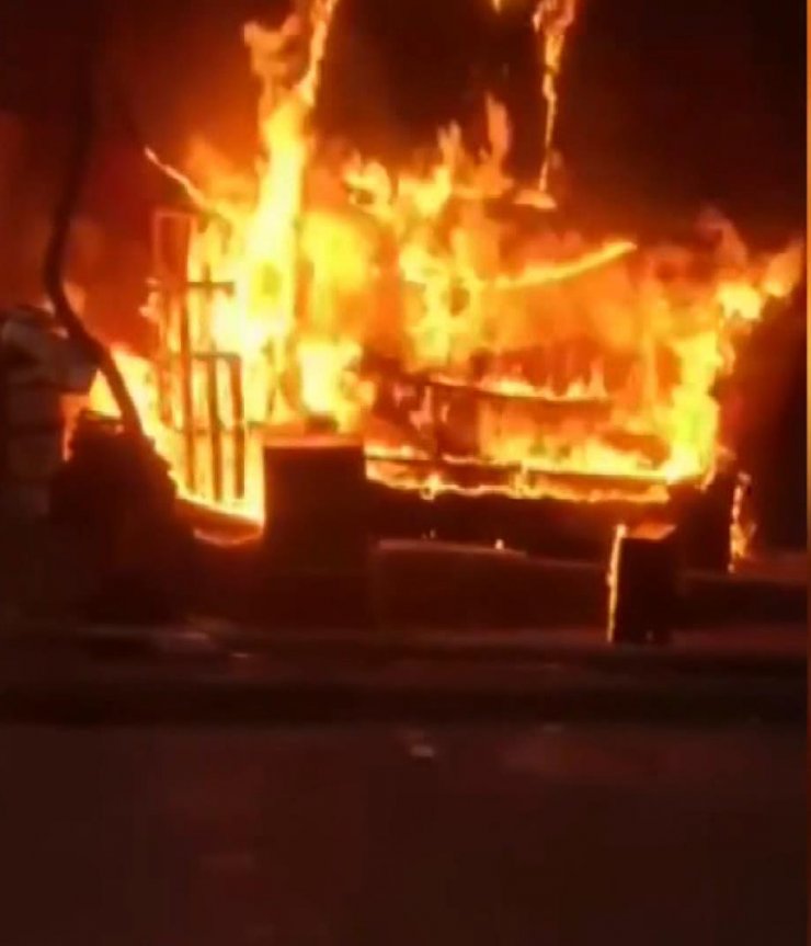 Tartıştığı kişinin evini yaktı