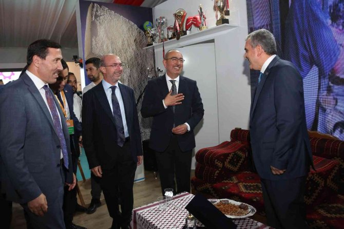 Türkiye’nin örnek projesi MEGA “Tam Bana Göre Gençlik Festivali’nde