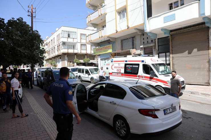 2 aylık Mustafa bebek bıçaklanarak öldürüldü, anne baygın halde bulundu