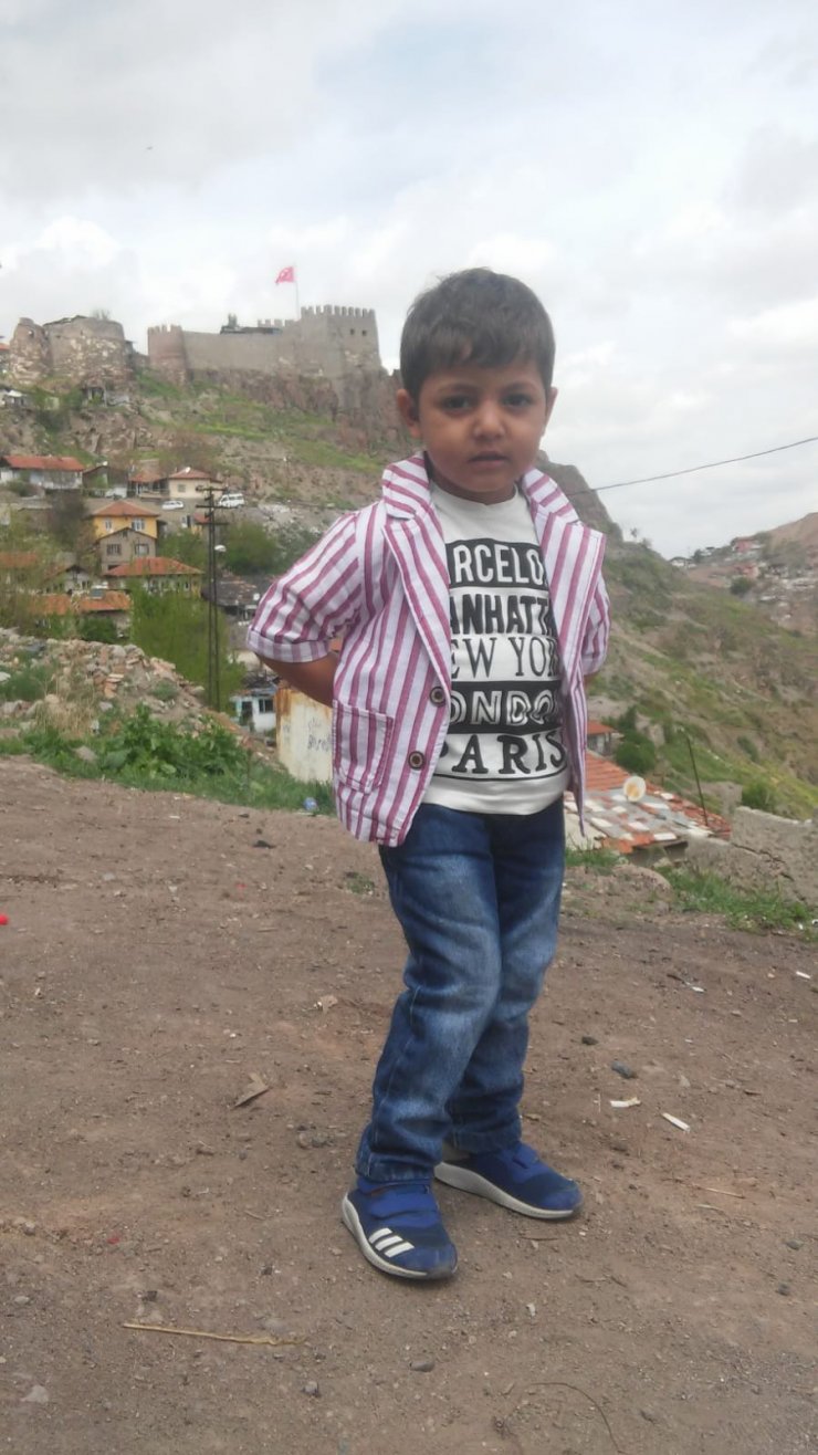 3 yaşındaki oğlunu döverek öldürmekten yargılanan baba, iddiaları reddetti