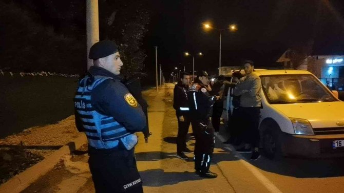Bursa’da 200 polis ve jandarma ile huzur uygulaması