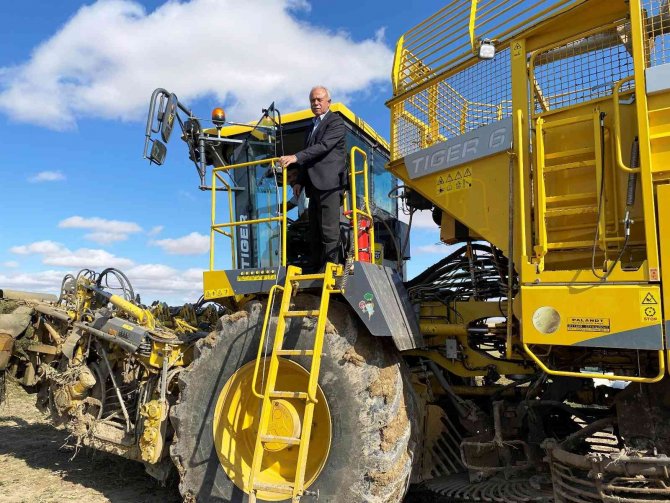 Konya'nın o ilçesinde şeker pancarı hasadı başladı! Fiyatlar açıklandı
