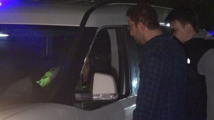 Alkollü sürücü, boton bariyere çarpıp takla atan araçtan yara almadan kurtuldu