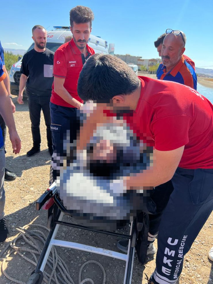 Sulama kanalına düşen liseli Muhammed, boğuldu