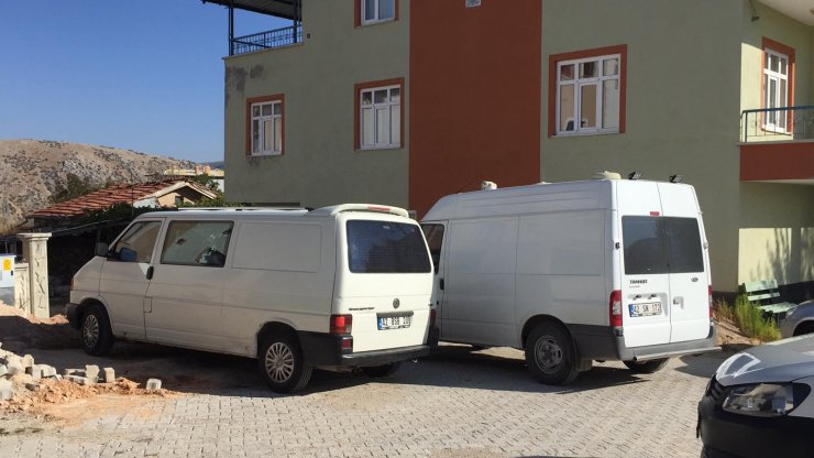 Konya'da çapa yapan çiftçi buldu! Tam 60 yıllık