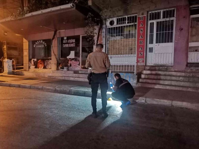 Çatışma ortasında kalan babasını da vurdu