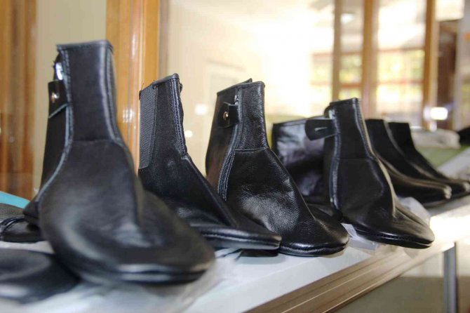 Konya'da gençlerin de ilgi alanına girdi: Mest pabucuçların yüzde 50'si ihraç ediliyor