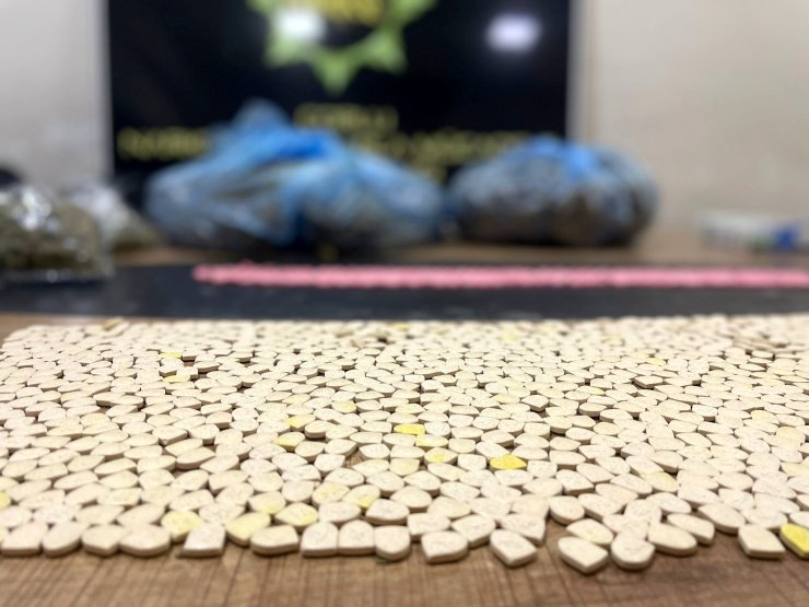 Uyuşturucuyu öyle bir yere sakladı ki...