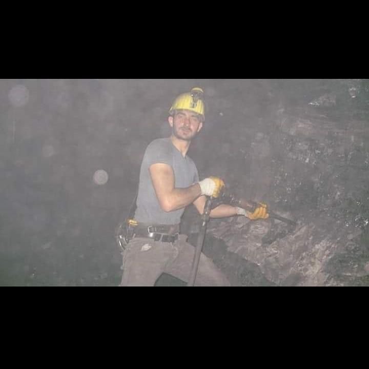 Bartın'da hayatını kaybeden madencilerden geriye yürek yakan fotoğrafları kaldı