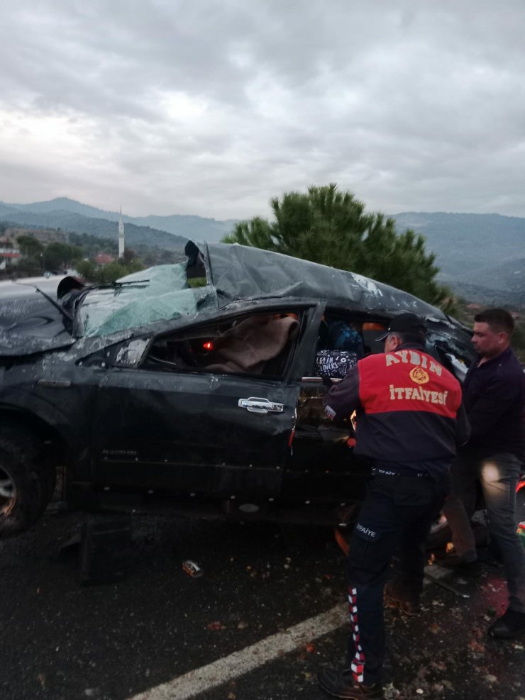 Takla atan otomobildeki karı- kocayı ölüm ayırdı