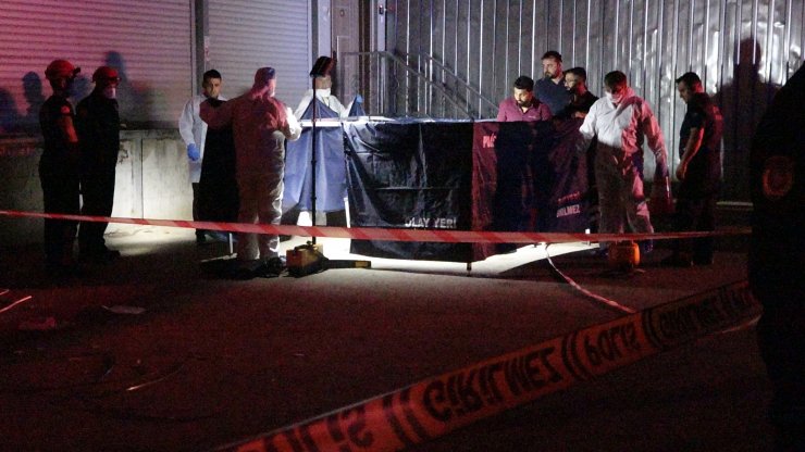 Rögarda bulunan yanmış erkek cesedinin kime ait olduğu, DNA ile belirlenecek