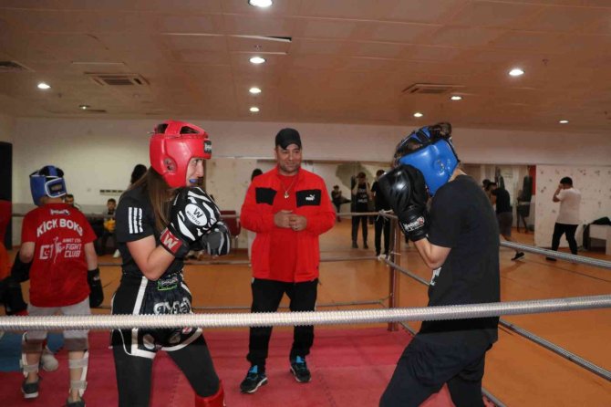 Hayatı boyunca hiç kaybetmedi, babasına özendi, dünya şampiyonu oldu