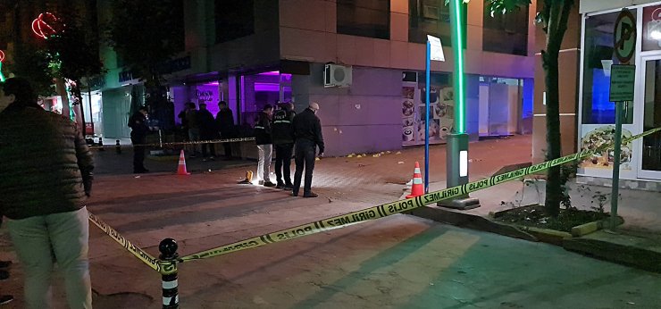 Kahvede çifte cinayet; babasını vuranı öldürdü