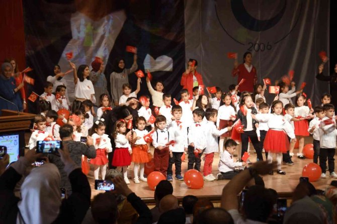 Miniklerin Cumhuriyet coşkusu