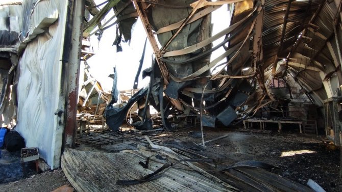 Sakarya’daki fabrika yangınında oluşan tahribat gözler önüne serildi