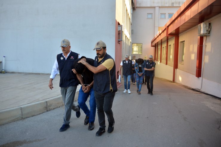 DEAŞ'ın sözde 'kadısı' ve 'fetva sorumlusu' tutuklandı