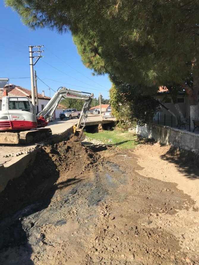 Dereden bin 500 ton balçık ve çöp çıktı