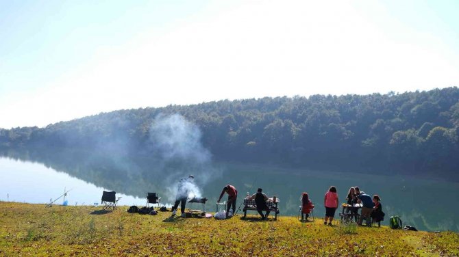 Doğa tutkunları sonbaharın her tonunu keşfetti