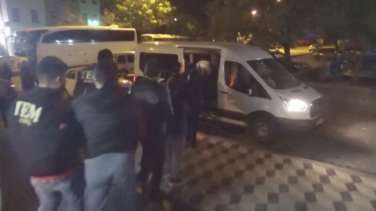 Diş hekimi kliniğinde FETÖ toplantısında 8 tutuklama