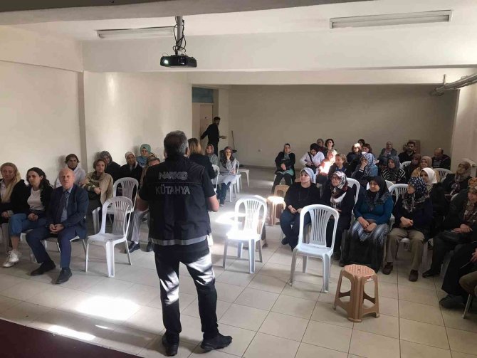 TUBİM tarafından 68 anne ve anne adayına eğitim verildi