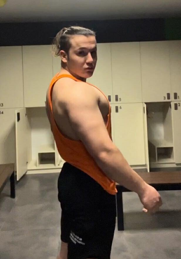 Otomobille motosiklet çarpıştı; vücut geliştirme sporcusu öldü