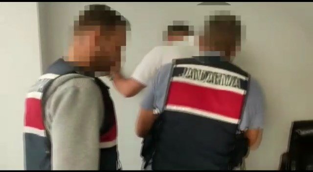 Jandarmadan kaçak saat operasyonu