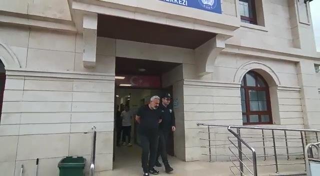 Sağlıkçılara saldıran 3 kişi hakkında karar